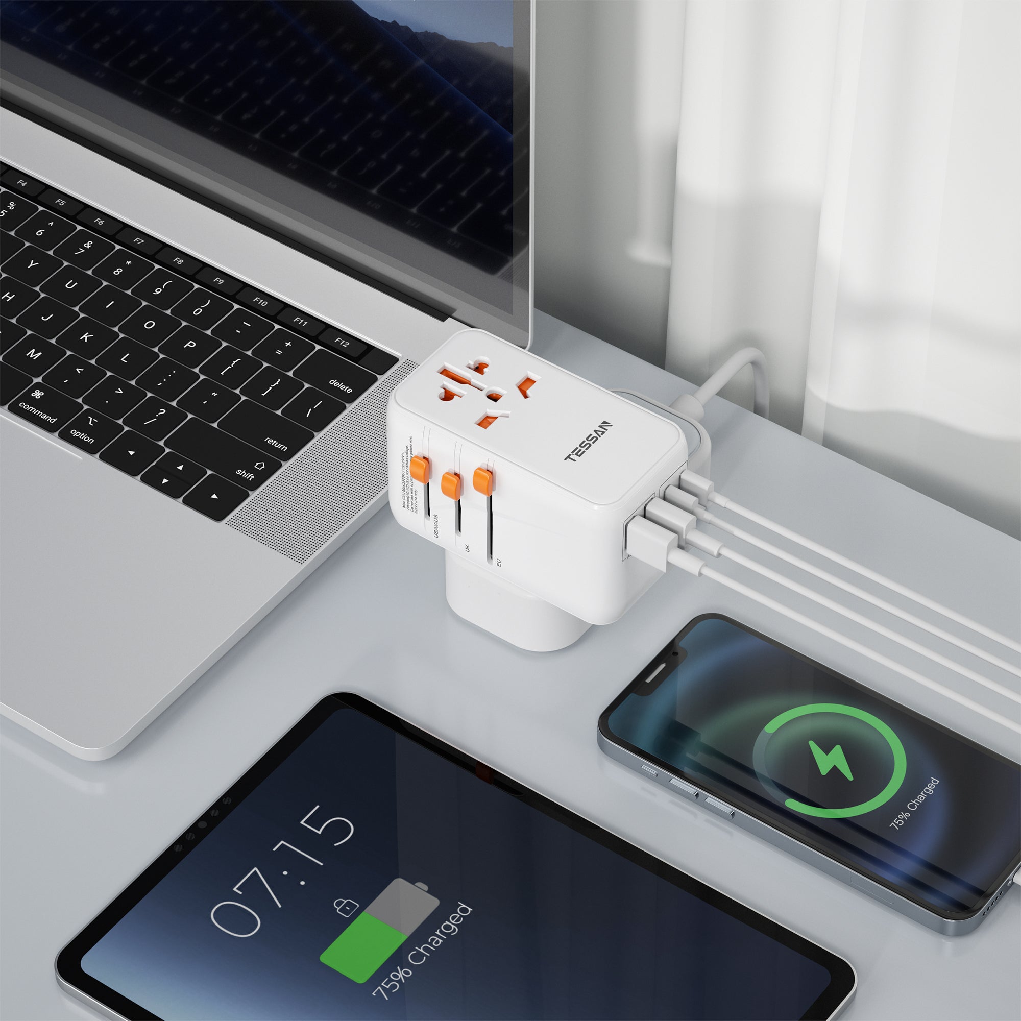 International 5 In 1 Travel Plug Adaptor with 2 USB C and 2 USB Ports (Fast Charging PD 100W)