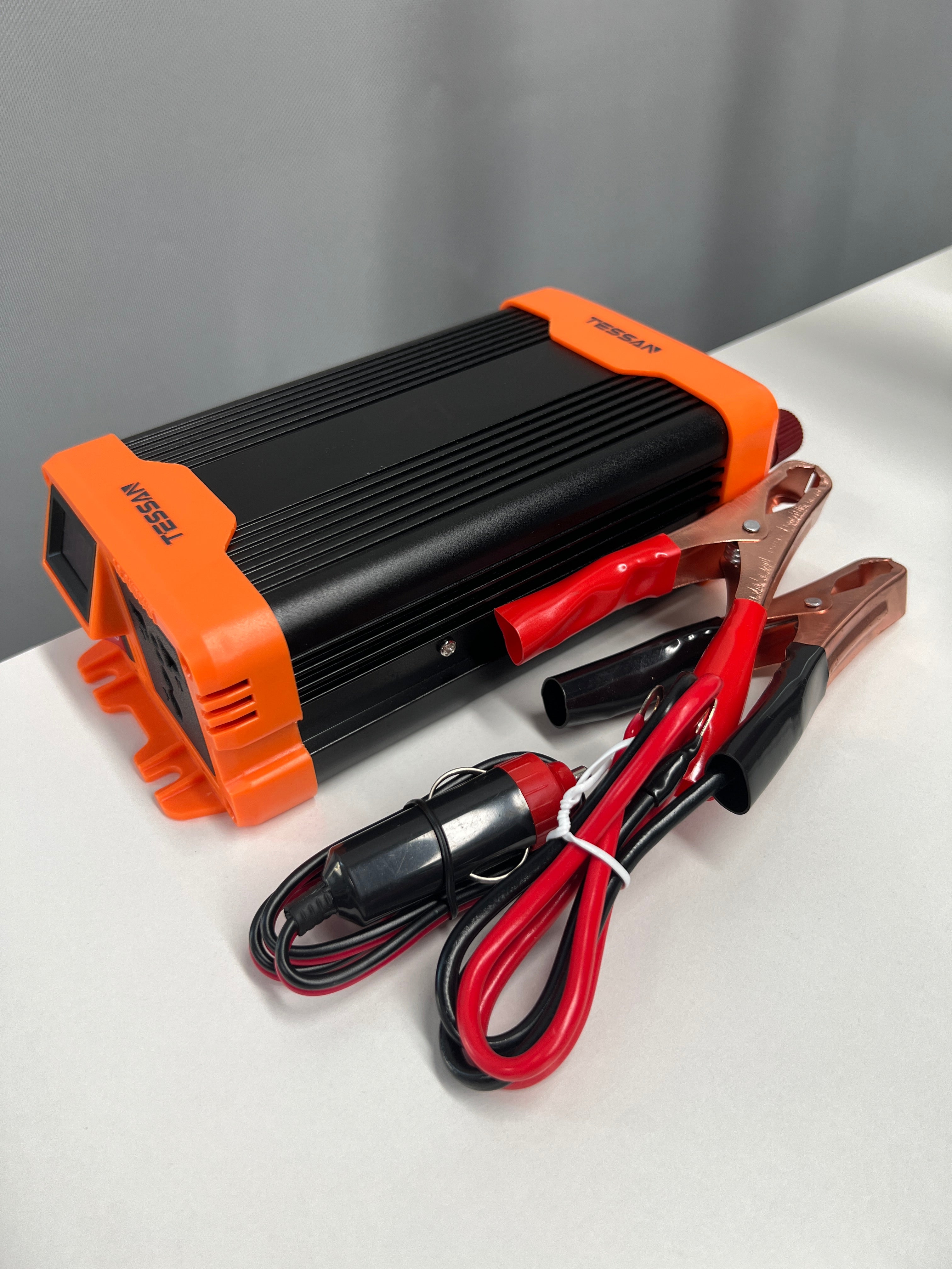 High-Power Vehicle Inverter 12V/24V/48V/60V to 220V