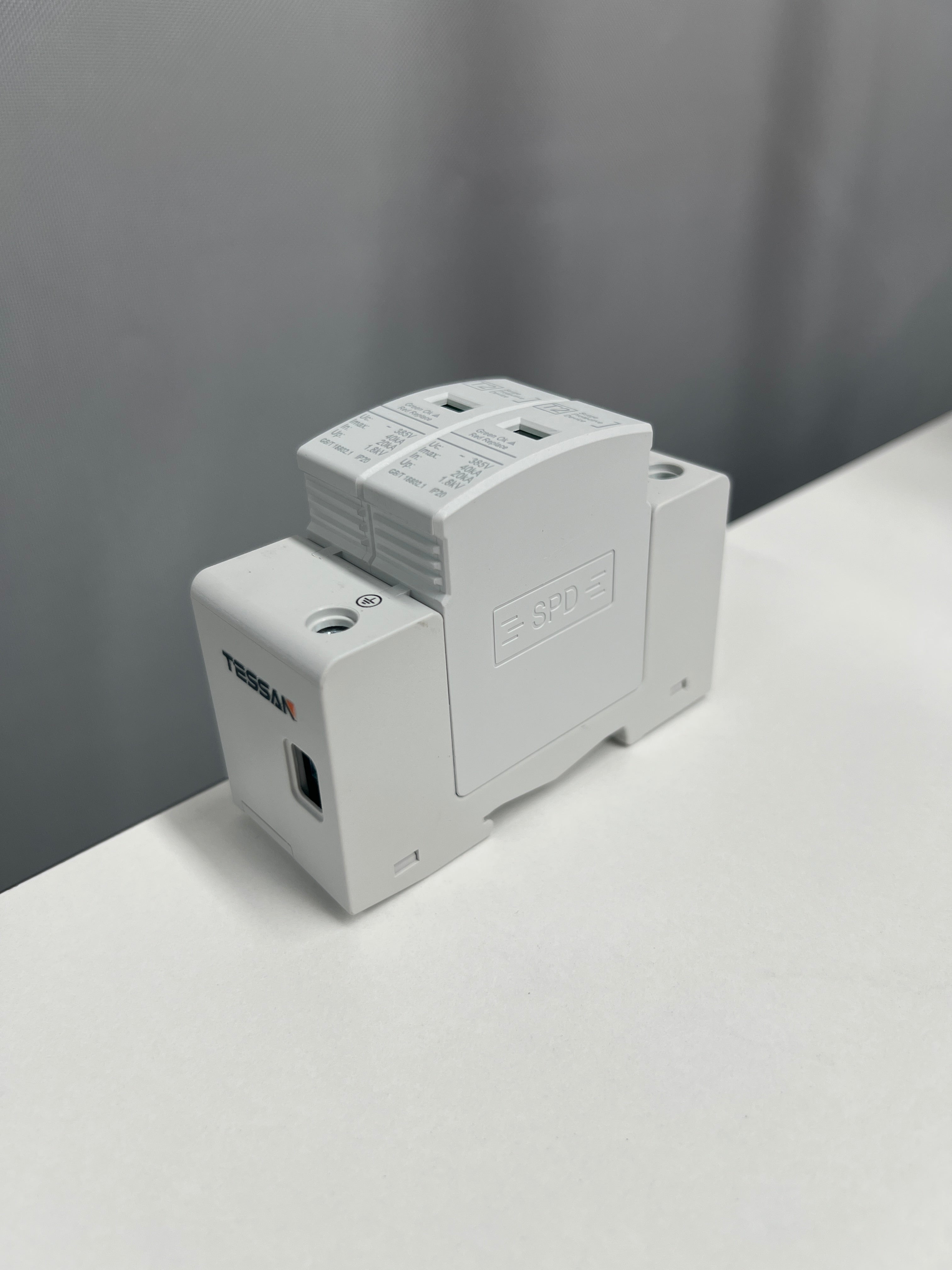 Voltage Surge Protector - SPD Lightning Protection Device, Level-2 Surge Protection Module 2P/4P 40kA