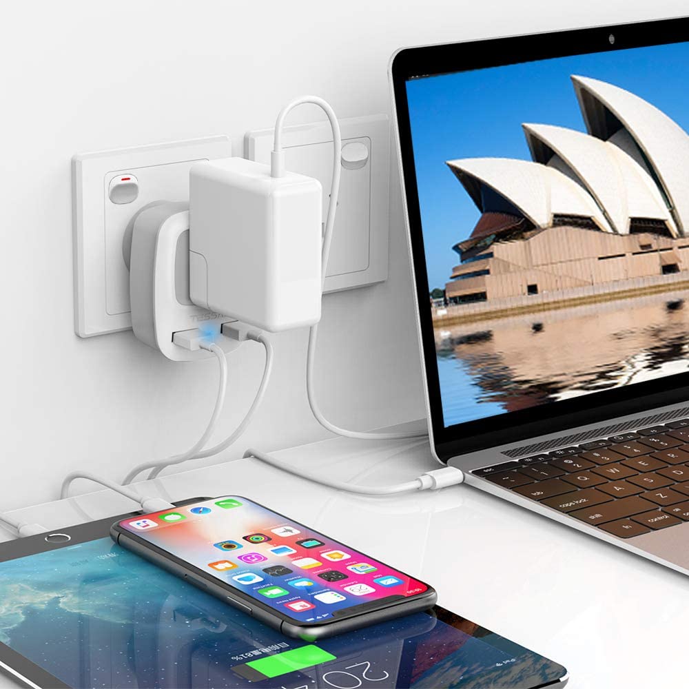 US To Australia/China Travel Plug Adapter with 2 USB Ports (Type I Plug)