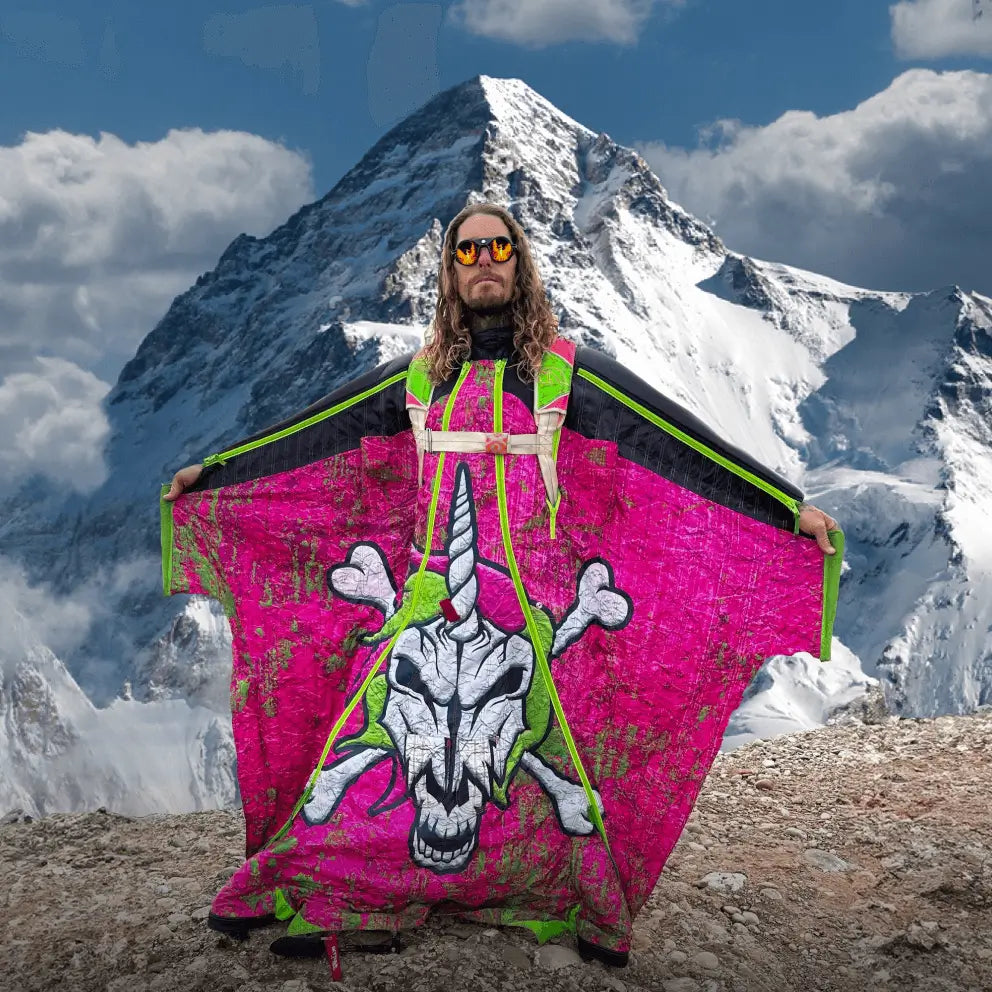 Alt image