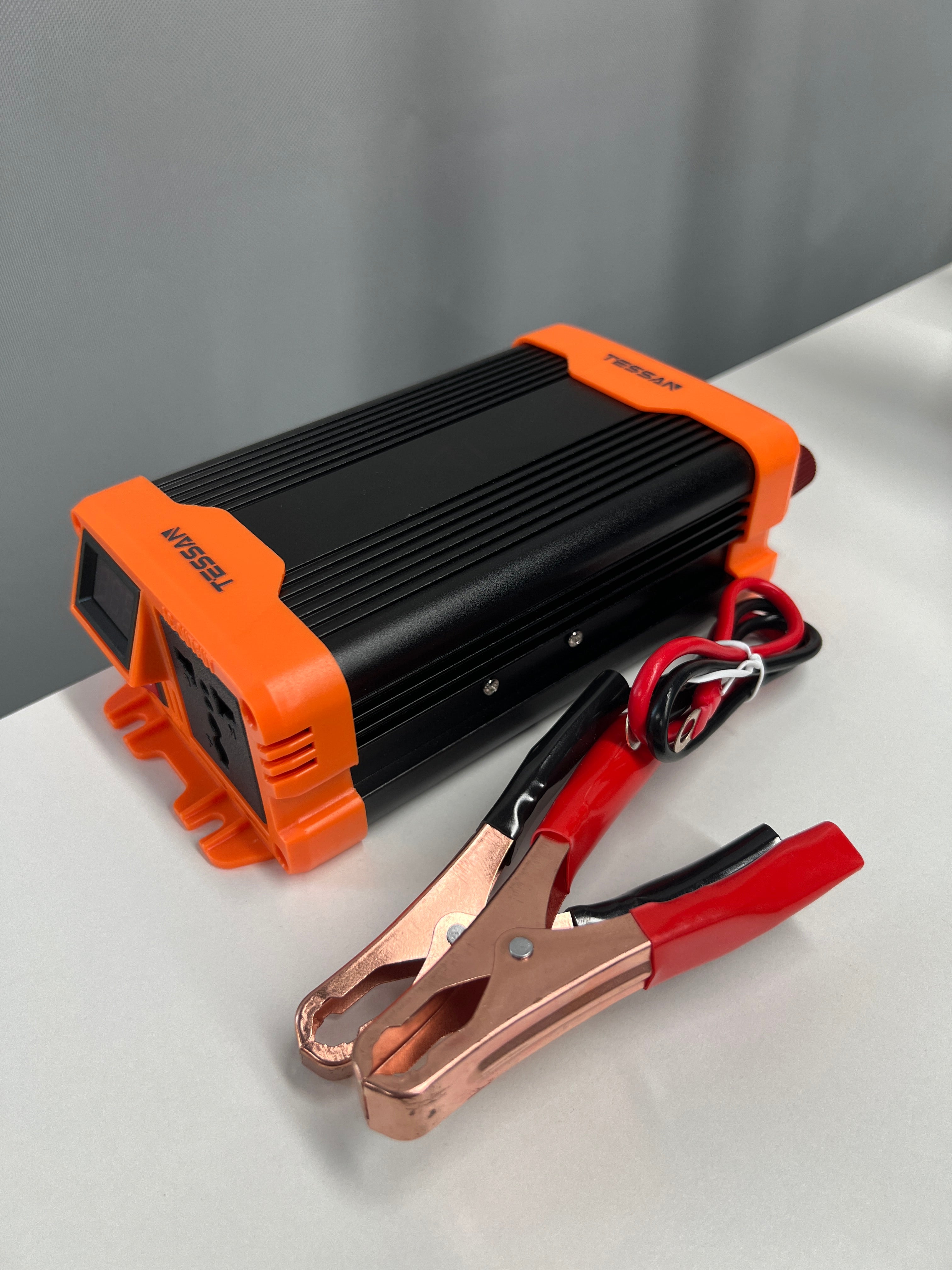High-Power Vehicle Inverter 12V/24V/48V/60V to 220V