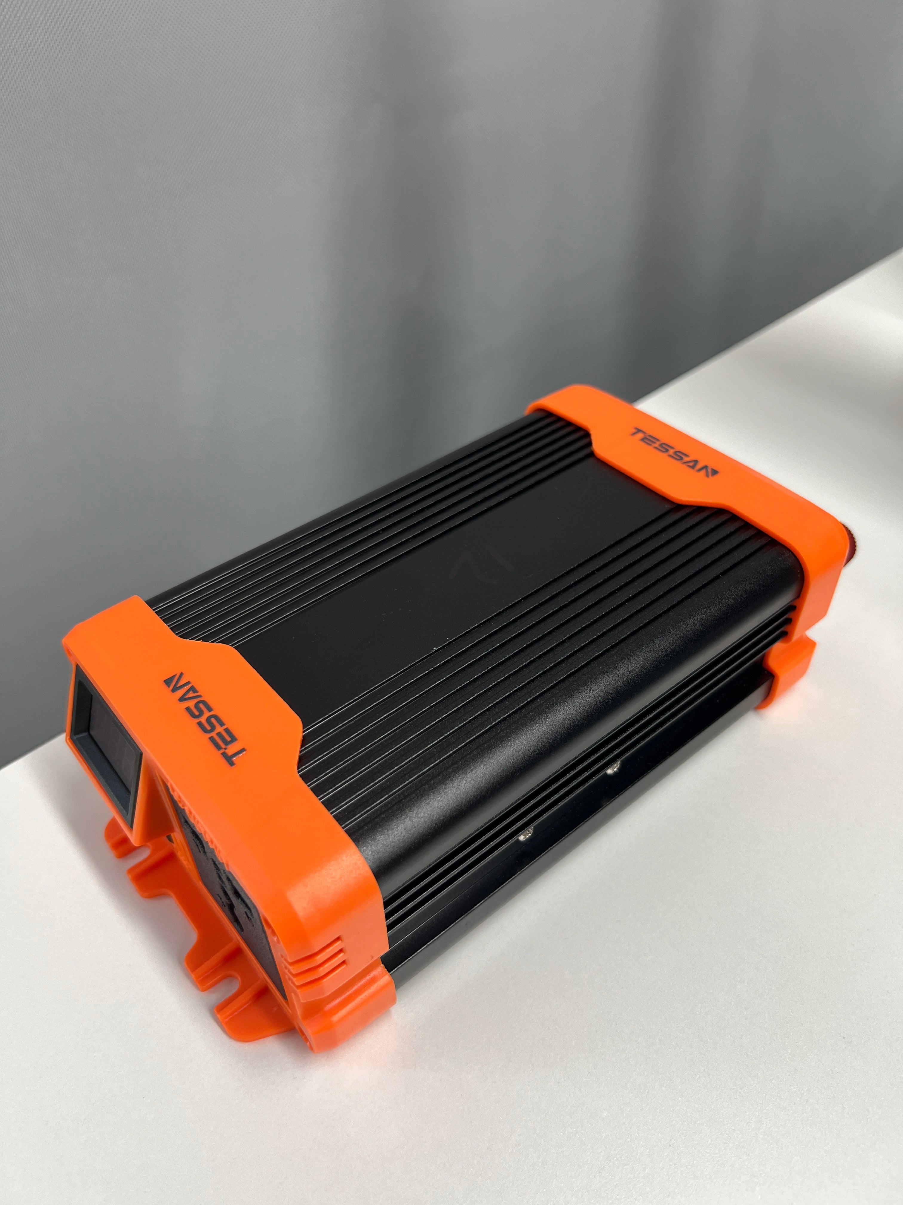 High-Power Vehicle Inverter 12V/24V/48V/60V to 220V