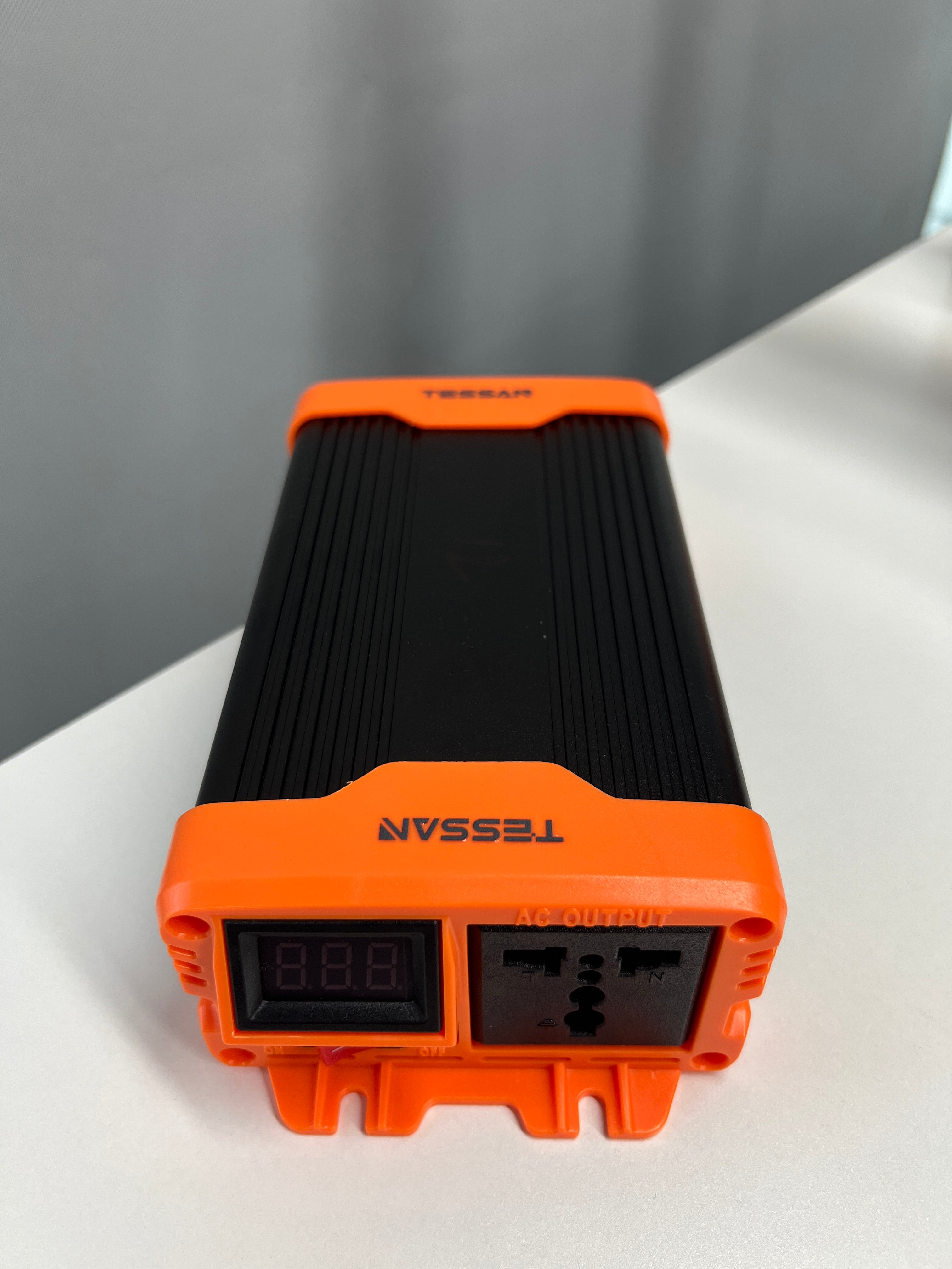 High-Power Vehicle Inverter 12V/24V/48V/60V to 220V