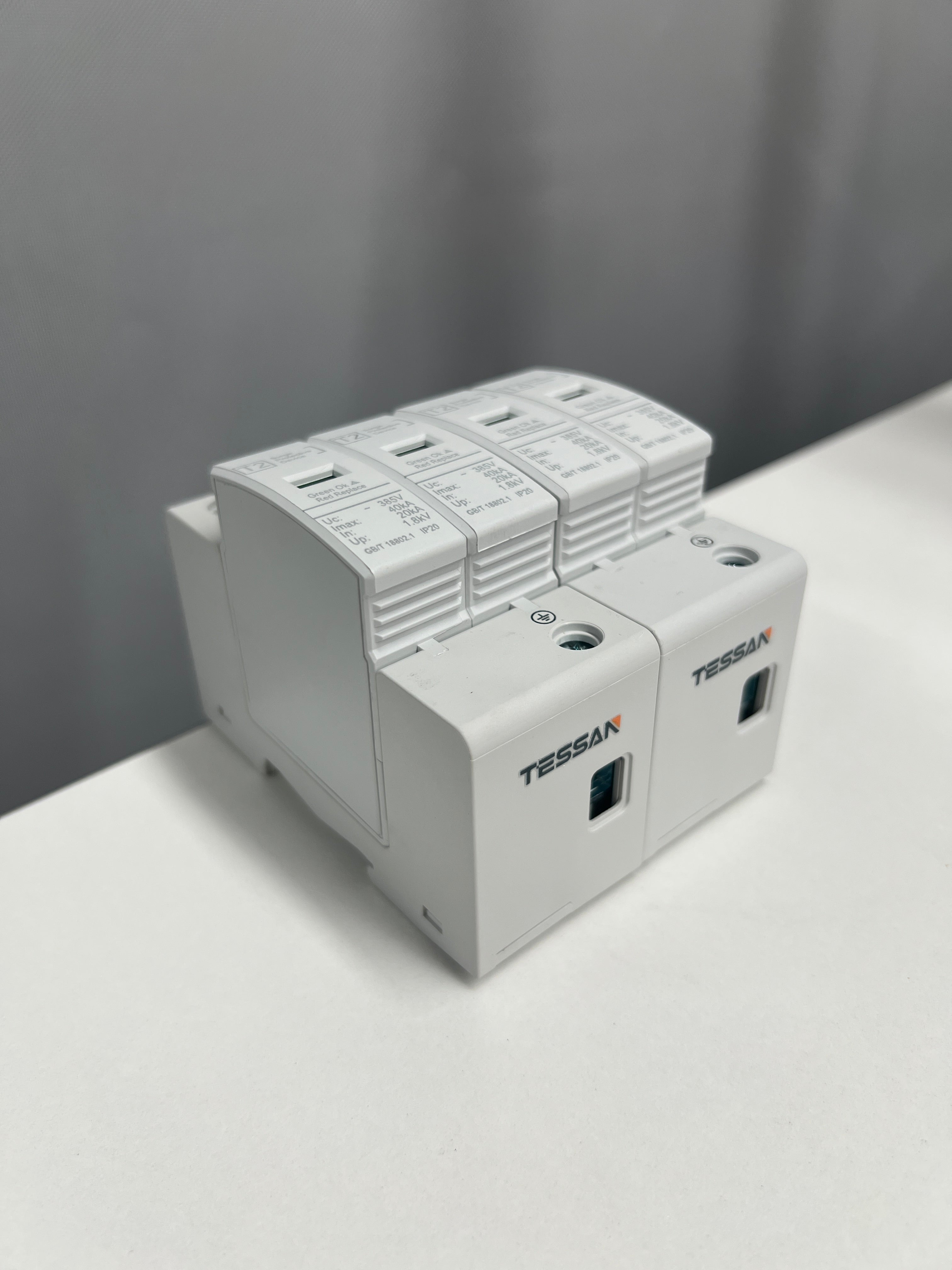 Voltage Surge Protector - SPD Lightning Protection Device, Level-2 Surge Protection Module 2P/4P 40kA