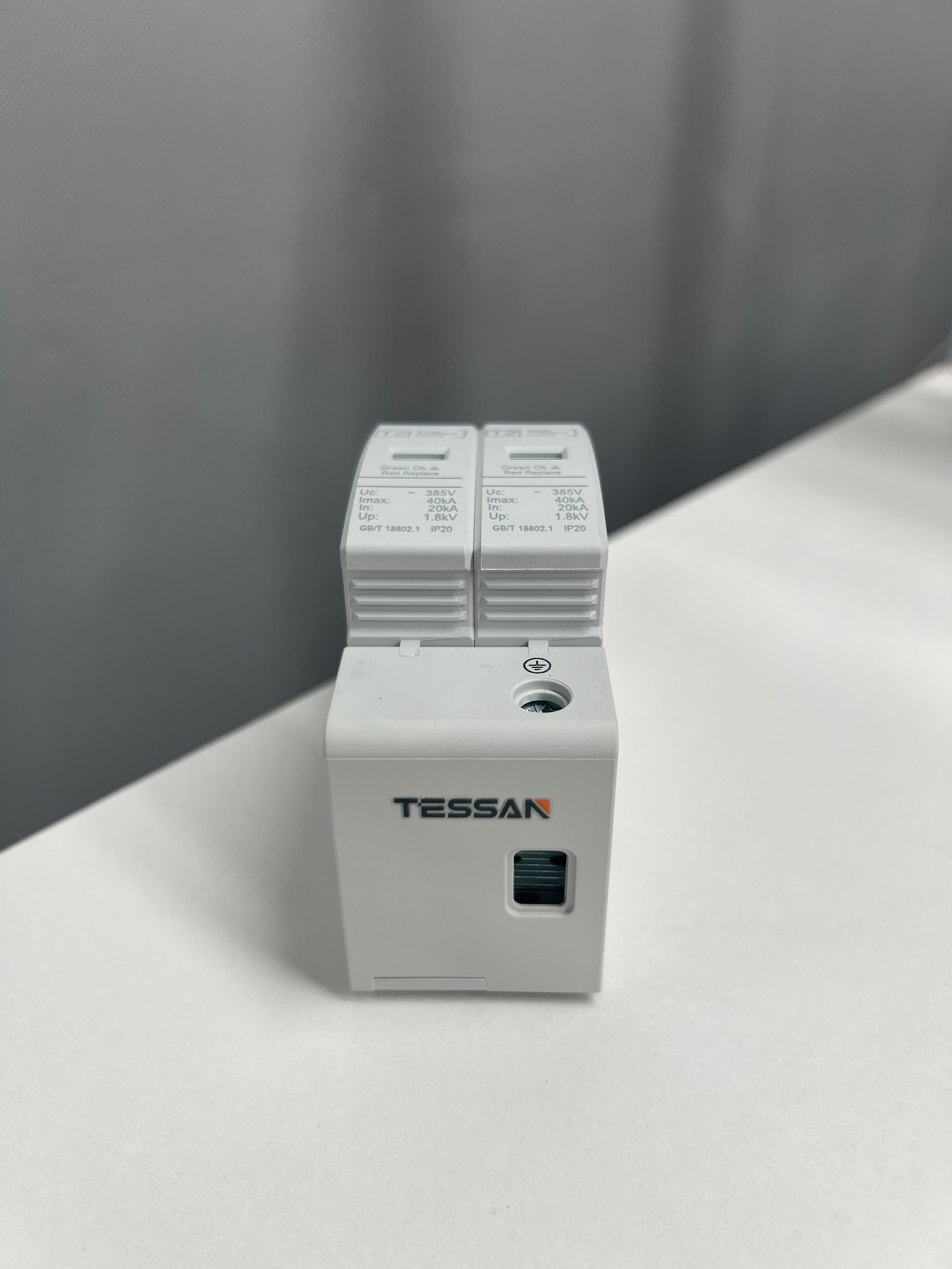 Voltage Surge Protector - SPD Lightning Protection Device, Level-2 Surge Protection Module 2P/4P 40kA