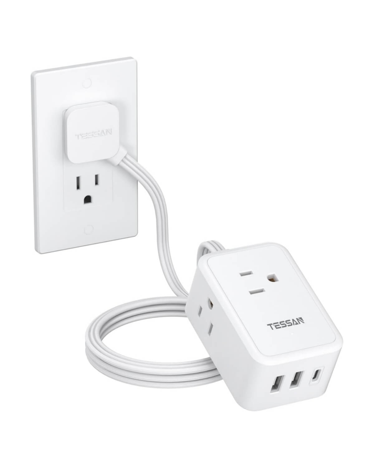 TESSAN Flat Plug Surge Protector Power Strip 1020